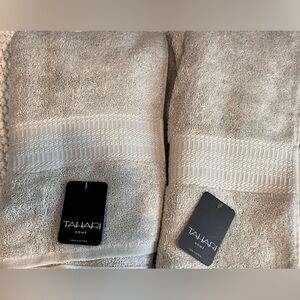 Tahari Home Large Cotton Bath Towels (2)
